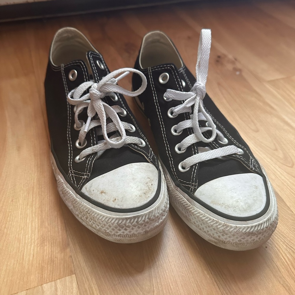 CONVERSE SIZE 8